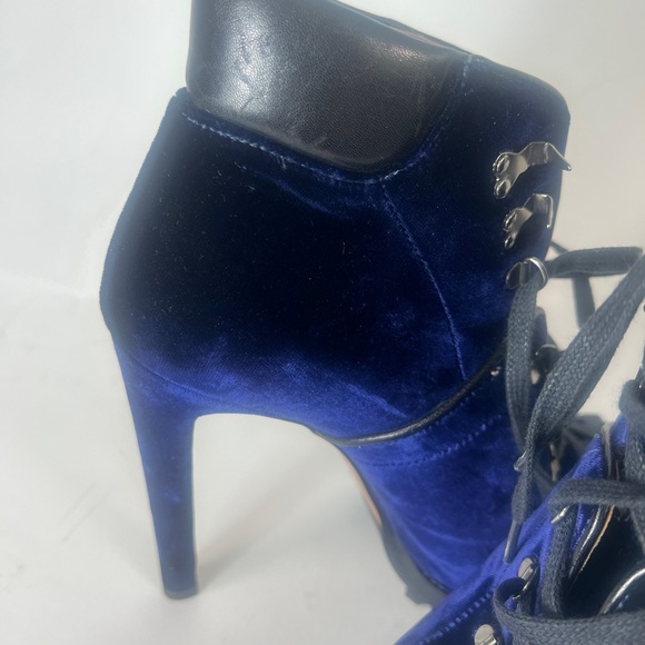 Alaia Paris Royal Blue Velvet Tie Up Stilletto Booties NEW beautiful condition - Picture 13 of 13
